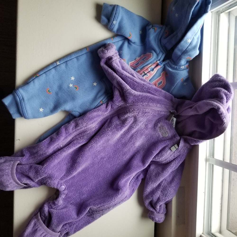 0-3 Fleece bunting and sweatsuit bundle